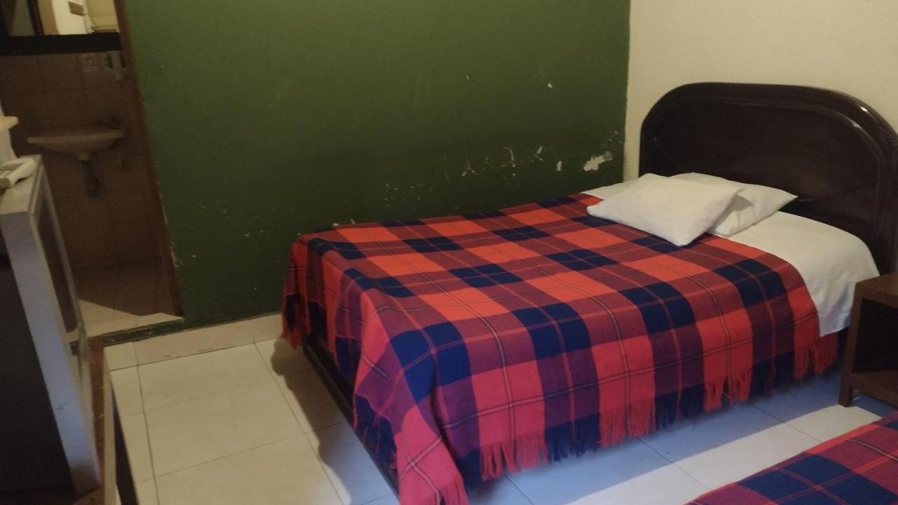 Hotel Valparaiso 이피알레스 외부 사진